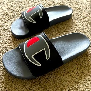 Like new Champion Flip flops A nice addition to any summer or beach attire.